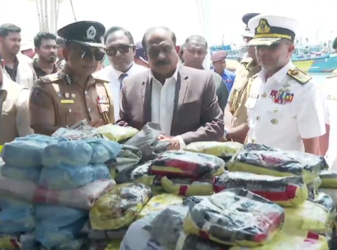 රු. බිලියන 10කට අධික මත්ද්‍රව්‍ය සමග දකුණු මුහුදේදී අත්අඩංගුවට ගත් යාත්‍රා දෙක ගොඩබිමට